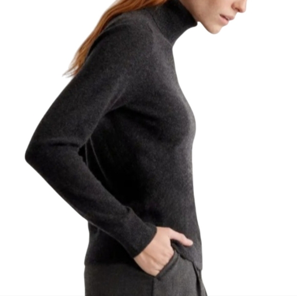 Banana Republic Turtleneck Size M Charcoal - Picture 1 of 8